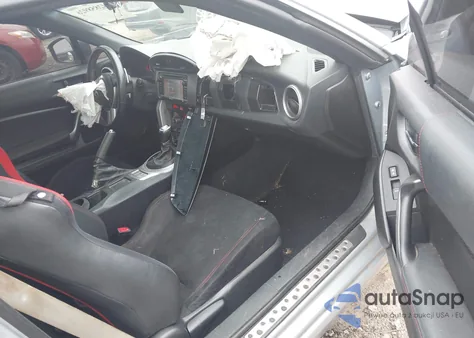 2013 Scion Fr-S 10 Series from USA, damaged, VIN JF1ZNAA13D2730085